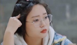 李雪琴爆料恋爱视频,甜蜜互动引网友热议